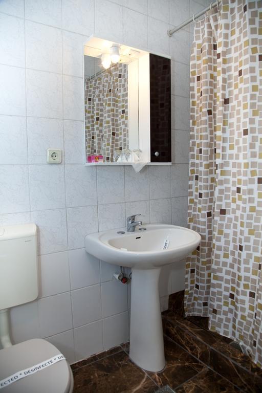 Hotel Metropol Пітешть Номер фото