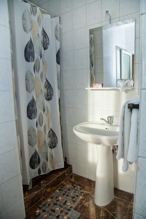 Hotel Metropol Пітешть Номер фото
